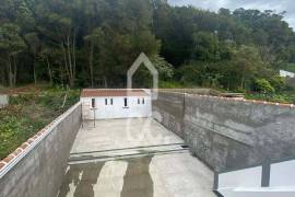 House with 2 apartments T2