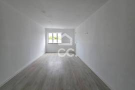 House with 2 apartments T2