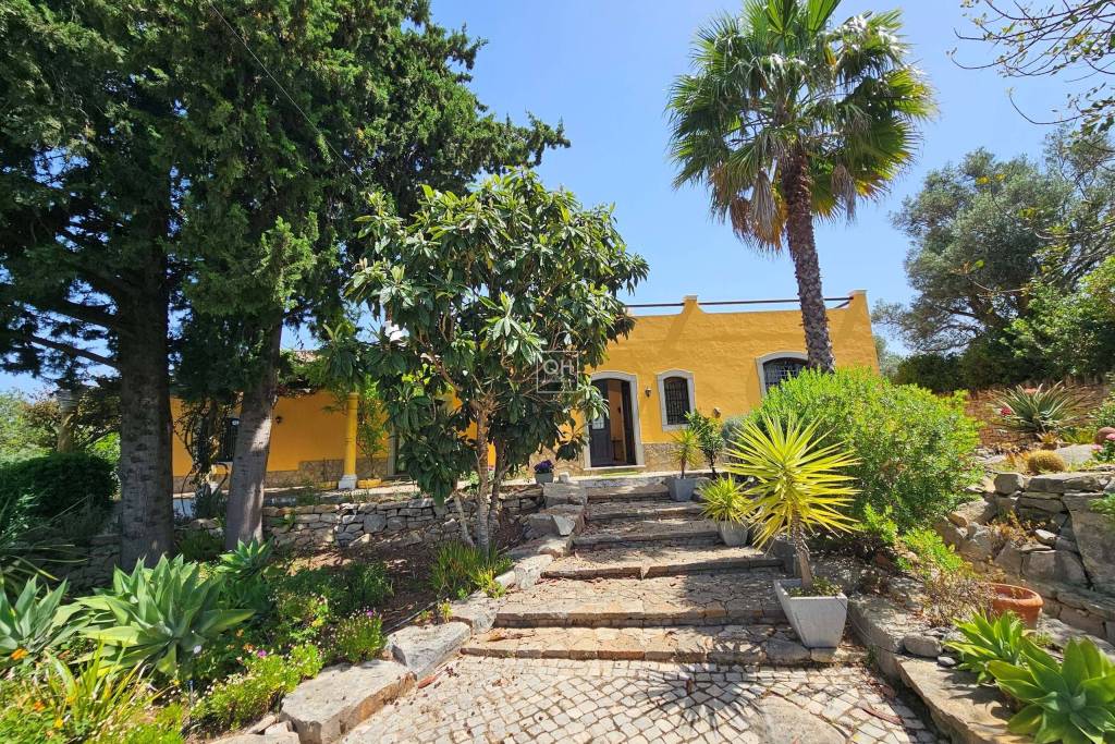 Charming 3-Bedroom Villa in Goldra with beautiful Country Views