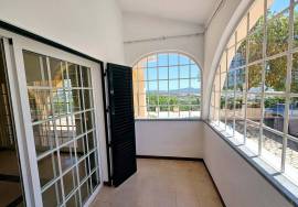 Traditional 3-Bedroom Country House with Panoramic Views in São Brás de Alportel
