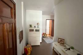 Renovated 3 bedroom apartment on the 1st floor of a building located in Gandra in Ermesinde