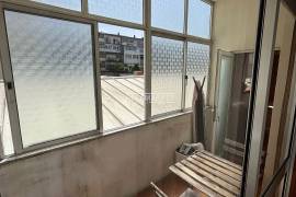Renovated 3 bedroom apartment on the 1st floor of a building located in Gandra in Ermesinde