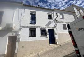 La Roca Townhouse
