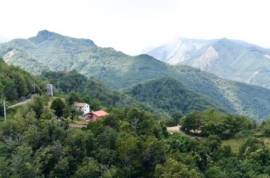 Excellent 2 Bed Tuscan Cottage for Sale In Molazzana Lucca