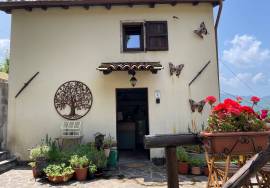 Excellent 2 Bed Tuscan Cottage for Sale In Molazzana Lucca