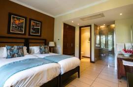 Luxury 3 Bed Penthouse for sale on Eden Island –