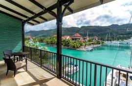Luxury 3 Bed Penthouse for sale on Eden Island –