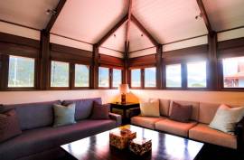Luxury 3 Bed Penthouse for sale on Eden Island –