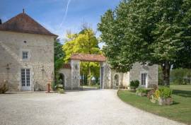 Luxury La Soliniere Estate & Gite Complex For Sale In Charente Deux Sevres