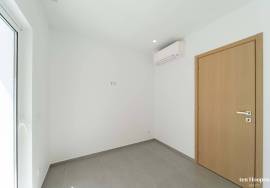 Unique Opportunity in the Heart of Lagos — Fully Renovated 4+2 Bedroom Townhouse