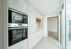 Unique Opportunity in the Heart of Lagos — Fully Renovated 4+2 Bedroom Townhouse