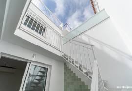 Unique Opportunity in the Heart of Lagos — Fully Renovated 4+2 Bedroom Townhouse