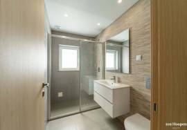 Unique Opportunity in the Heart of Lagos — Fully Renovated 4+2 Bedroom Townhouse