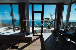 The Most Spectacular Mirror Villa in Portugal, Madeira