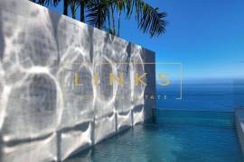 The Most Spectacular Mirror Villa in Portugal, Madeira