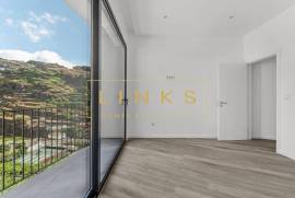 Brand-New 3-Bedroom Villa with Panoramic Sea Views – Ready to Move In | Tabua, Ribeira Brava