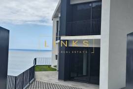 Brand-New 3-Bedroom Villa with Panoramic Sea Views – Ready to Move In | Tabua, Ribeira Brava