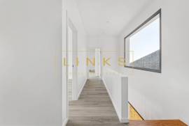 Brand-New 3-Bedroom Villa with Panoramic Sea Views – Ready to Move In | Tabua, Ribeira Brava