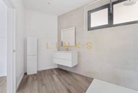 Brand-New 3-Bedroom Villa with Panoramic Sea Views – Ready to Move In | Tabua, Ribeira Brava