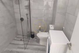 Holiday apartment - Praia da Rocha - close to the beach - balcony - gated community - furnished