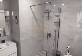 Holiday apartment - Praia da Rocha - close to the beach - balcony - gated community - furnished