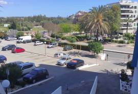 Holiday apartment - Praia da Rocha - close to the beach - balcony - gated community - furnished