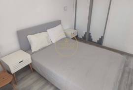 Holiday apartment - Praia da Rocha - close to the beach - balcony - gated community - furnished