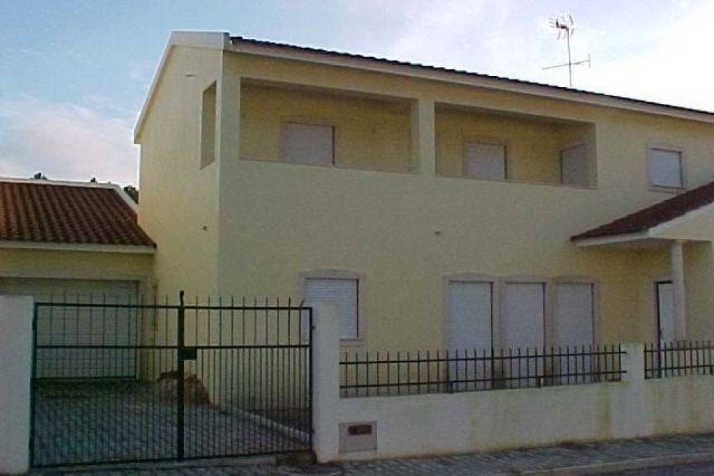 Townhouse Alcobaça MARTINGANÇA