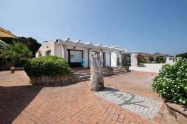 Store with Apartment in Piazza Bianca, Porto Rotondo