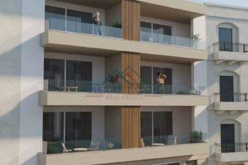 3 bedrooms maisonette