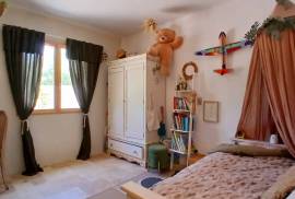 Elegant And Charming Villa With 145 M2 Of Living Space On A 1675 M2 Landscaped Plot With Exceptional Views