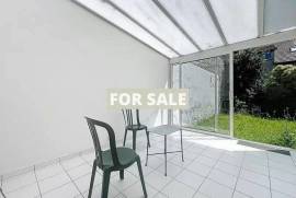 Town House in Coastal Port Town Location