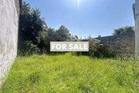 Town House in Coastal Port Town Location