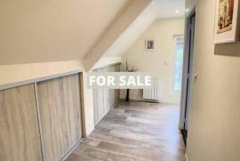 Detached Country House With Open Views and Outbuilding