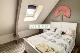 Detached Country House With Open Views and Outbuilding