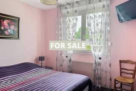 Detached Country House With Open Views and Outbuildings