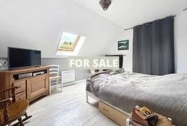 Detached Country House With Open Views and Outbuildings