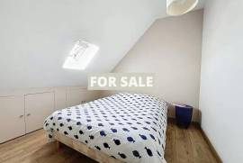Detached House and Garden, 500m from the Beach