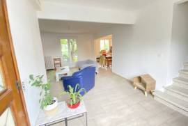 Renovated Large Detached Family Villa