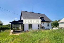 Detached Country House with Open Views
