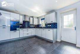 3 bedroom, Town house for sale