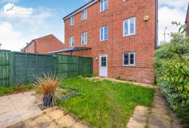 3 bedroom, Town house for sale