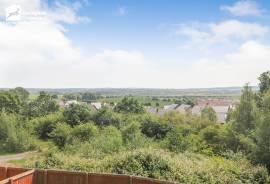 4 bedroom, Detached house for sale