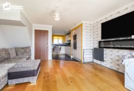 4 bedroom, Detached house for sale
