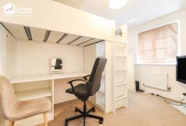 4 bedroom, Detached house for sale