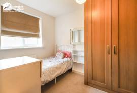 4 bedroom, Detached house for sale