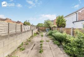 2 bedroom, Terraced House for sale
