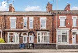 2 bedroom, Terraced House for sale