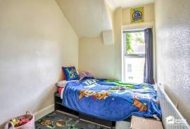 5 bedroom, Terraced House for sale