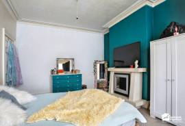5 bedroom, Terraced House for sale